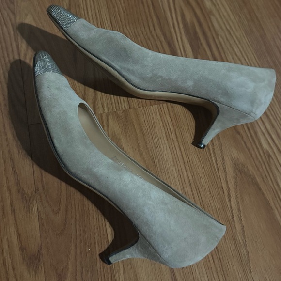 Salvatore‎ Ferragamo Suede Taupe Women's Kitten Heels Silver Embellished Size 9